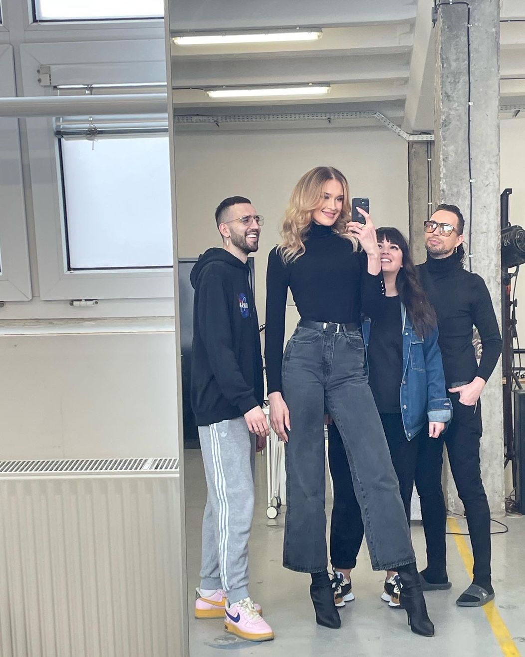 Liberty Simon s fotografom Samuelom Krajčom a stylistkou Lenkou Škodovou