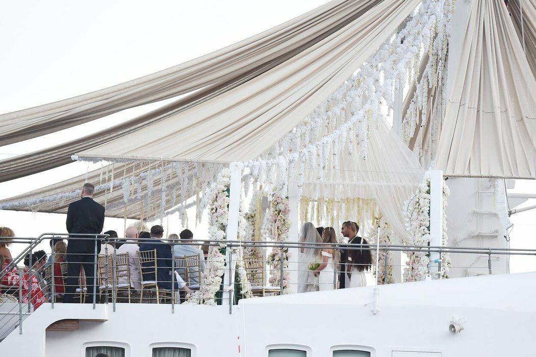 Nevesta deň po svadbe. 