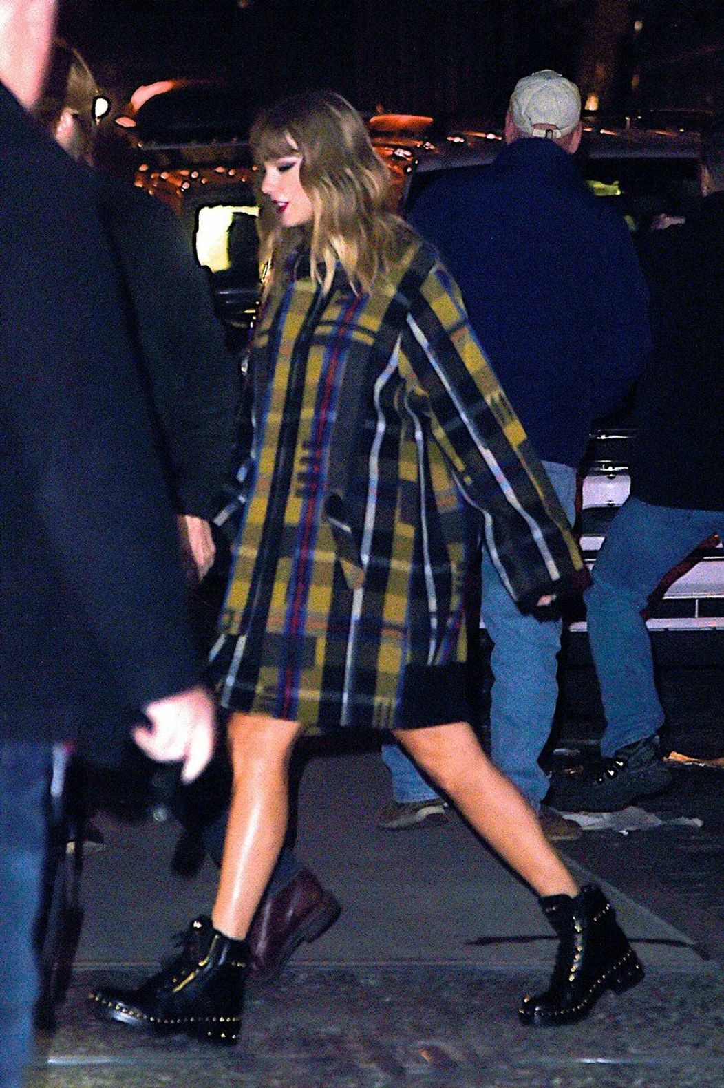Taylor Swift na verejnosti s priateľom
