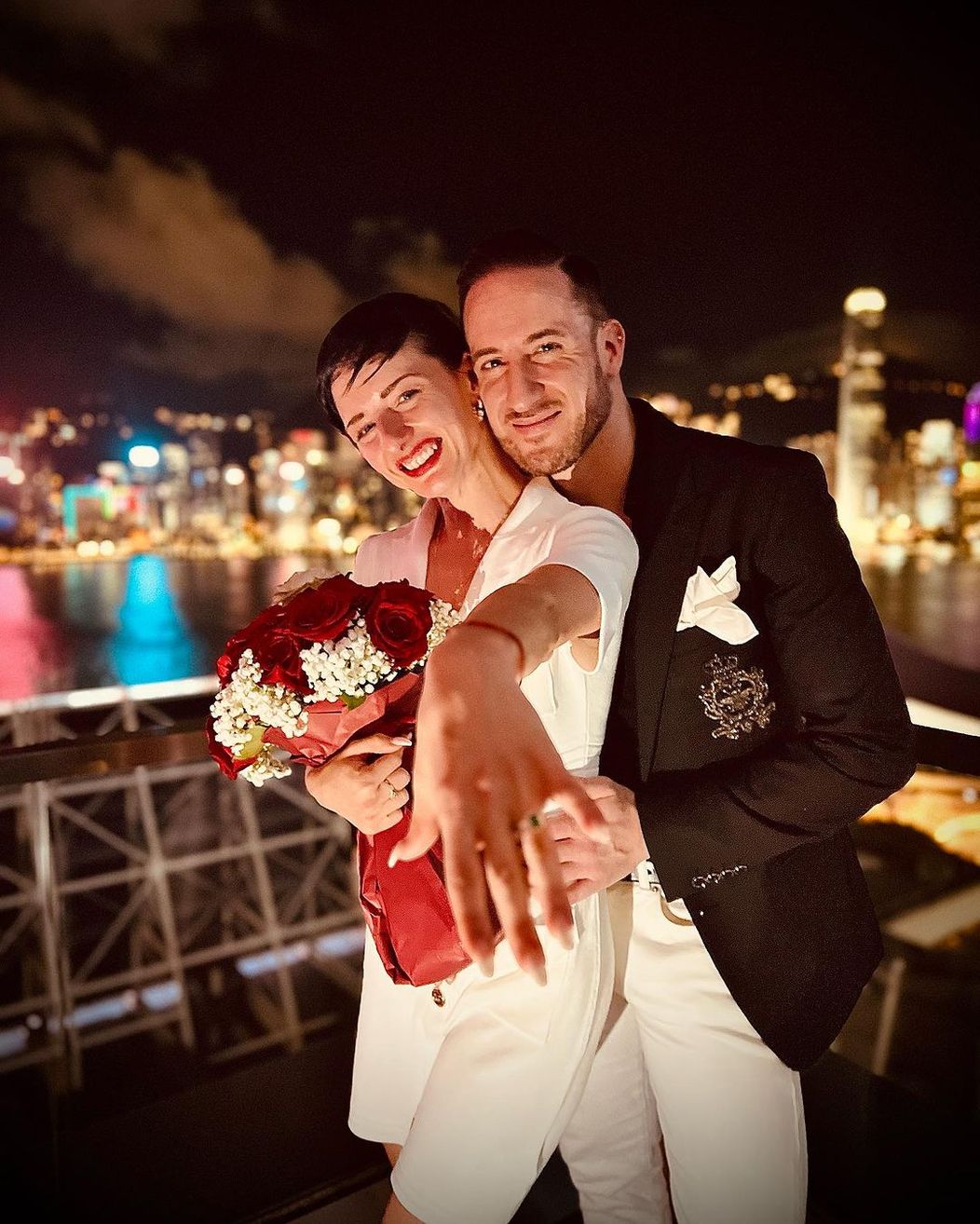 Laura Zmajkovičová a Massimo Arcolin sa zasnúbili.