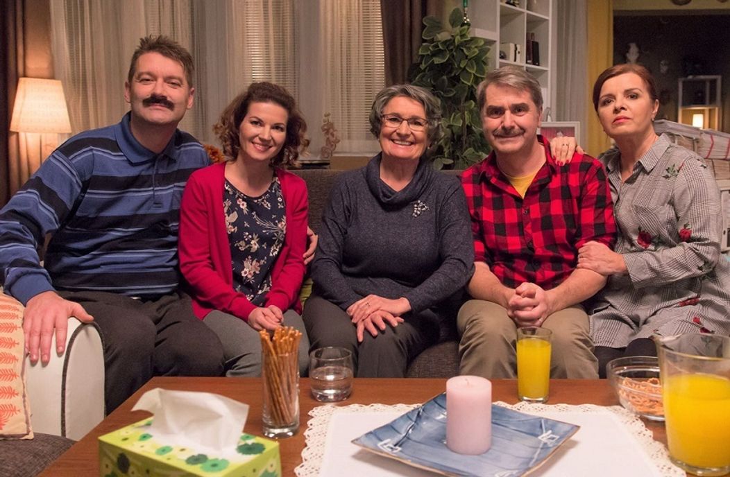 Eva Pavlíková s Laurou alias svokra Marika s Julkou