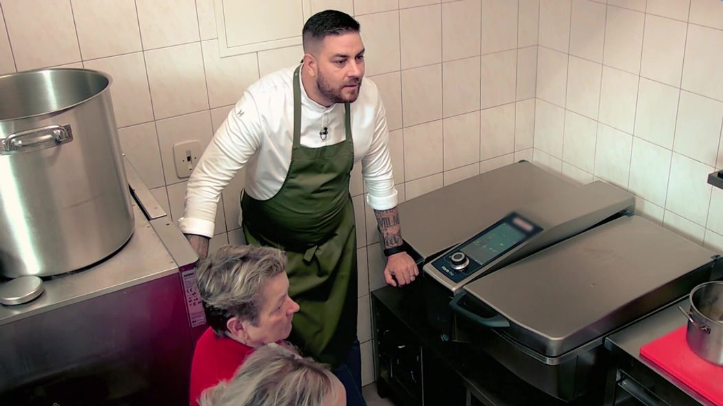 Na nože - Martin mal chuť vyšklbať si vlasy