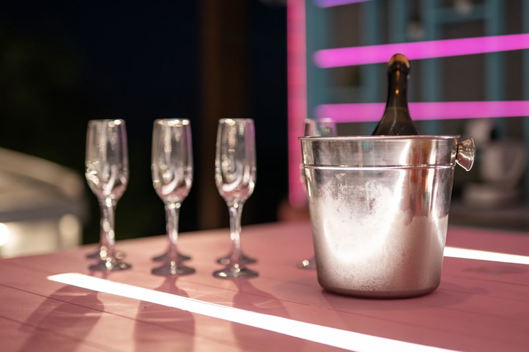 Veľká párty pri bazéne - 3. epizóda