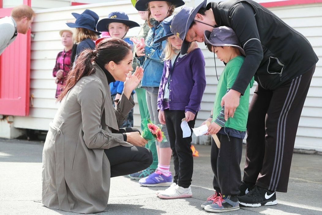 Meghan Markle utíšila plačúceho chlapca