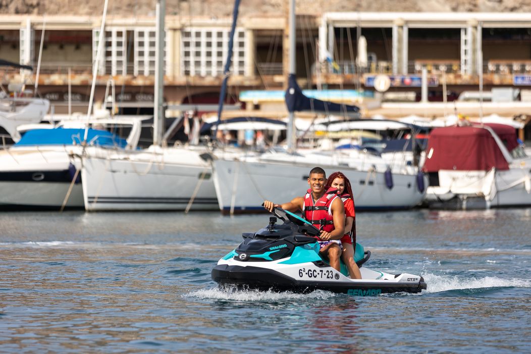 Rachel a Claude na finálovom rande.