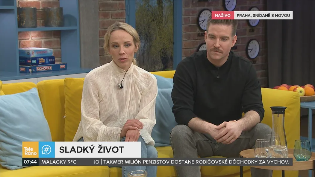 Vladimír Polívka a Petra Hřebíčková v Teleráne o komédii Sladký život