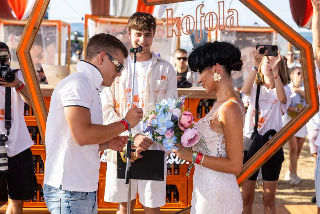 Jovinečko a Bianka pred oltárom