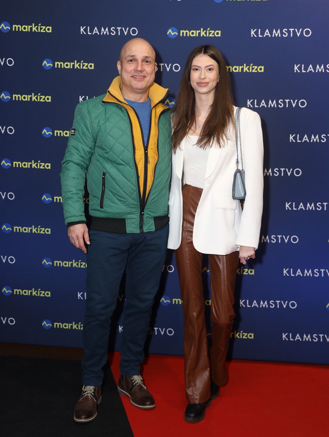 Dušan Cinkota a Sophie Bočkay na premiére seriálu Klamstvo