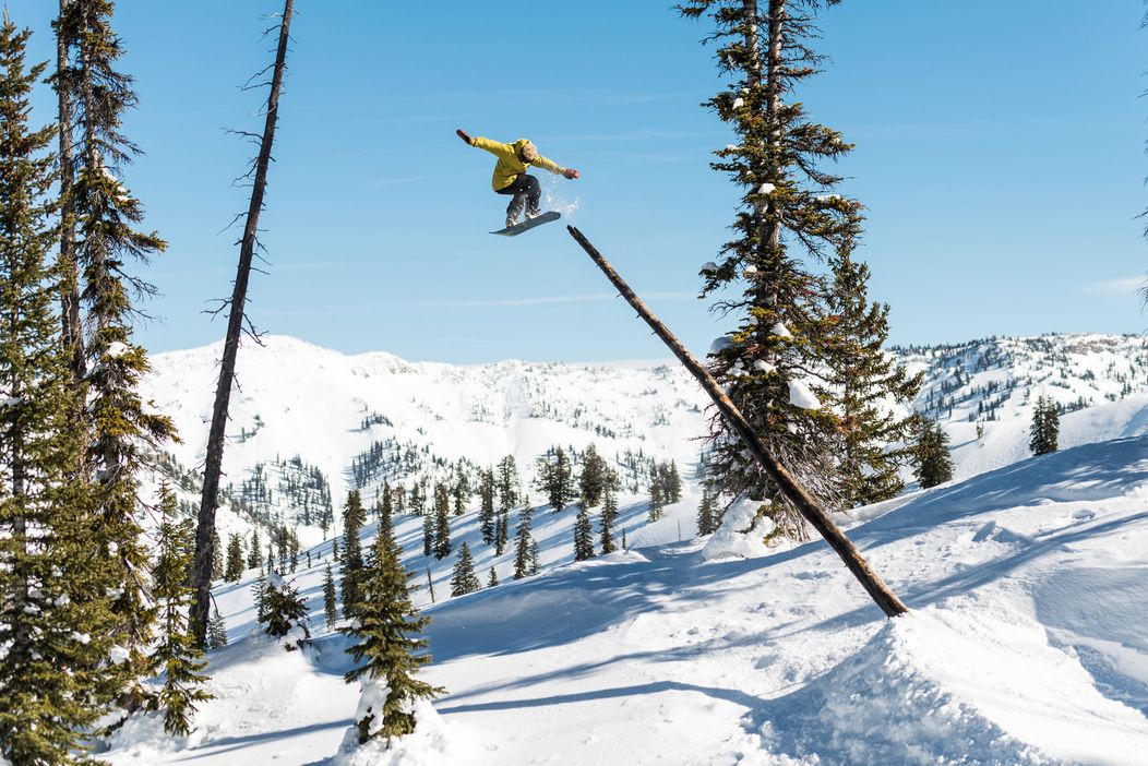 The Fourth Phase: Na hrane