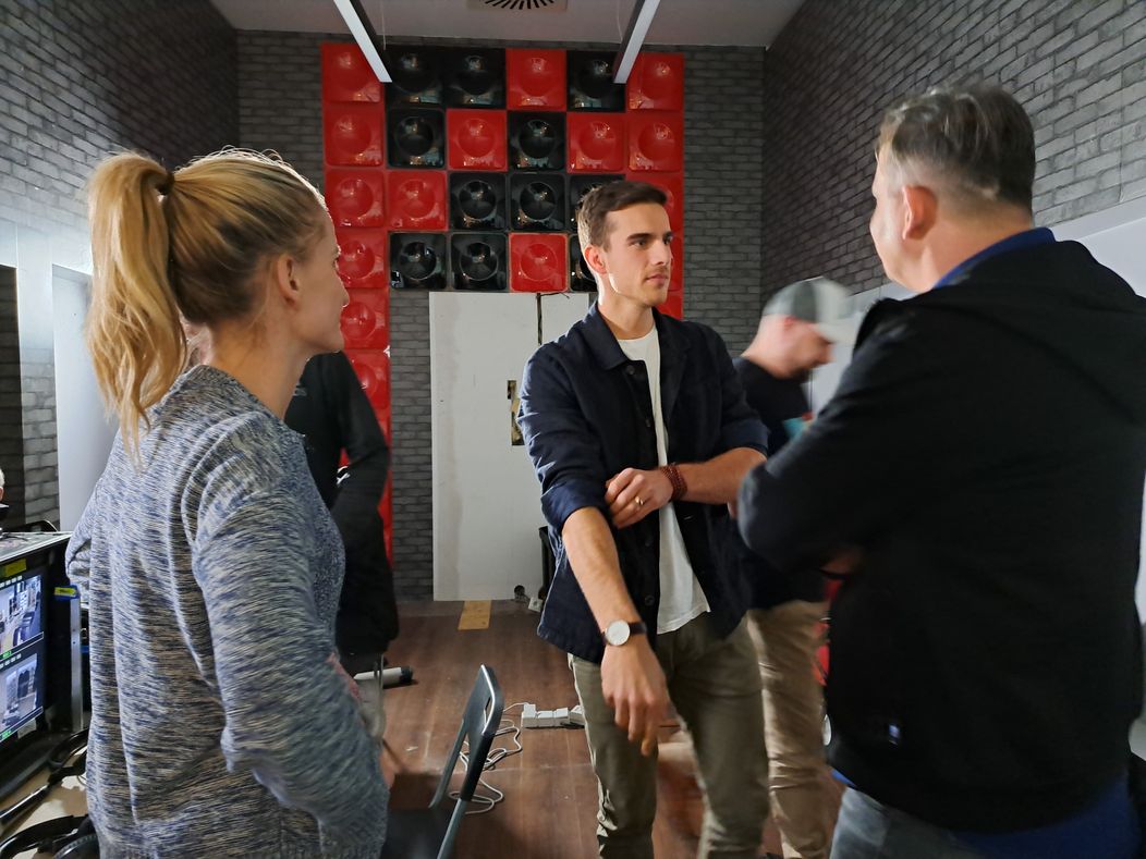 Nakrúcanie Uška s Adamom Bardym