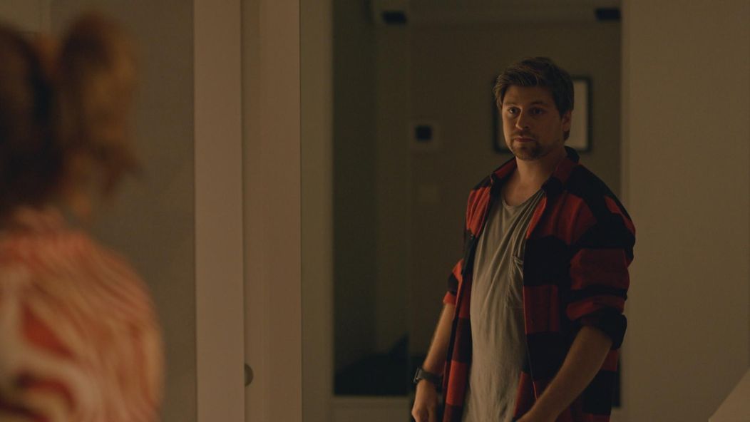 Nikol sa zosypala. Matej sa rozhodol odísť.