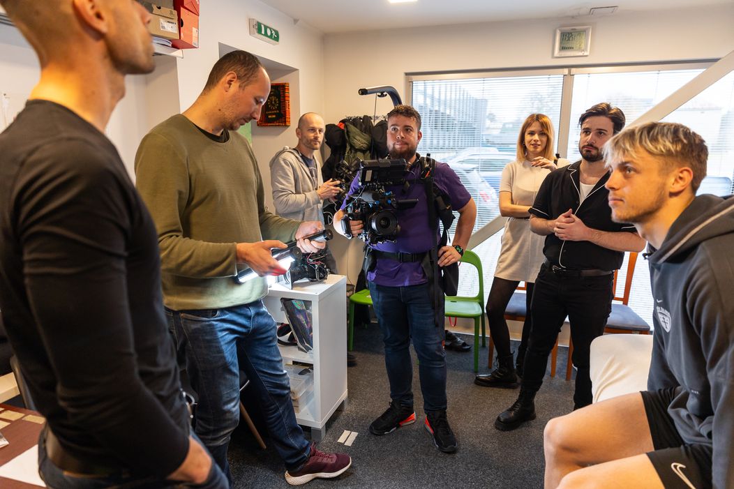 Zábery z nakrúcania dokumentárnej série Do neba a do pekla: Generácia Žilina