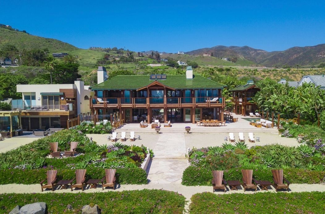 Pierce Brosnan predáva svoj dom v Malibu