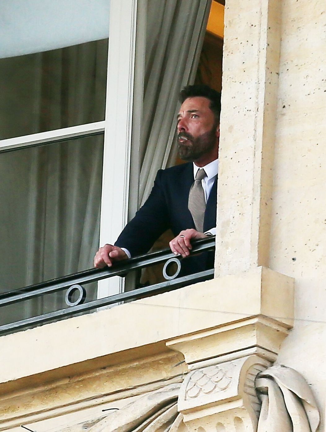 Manželia na svadobnej ceste v Paríži