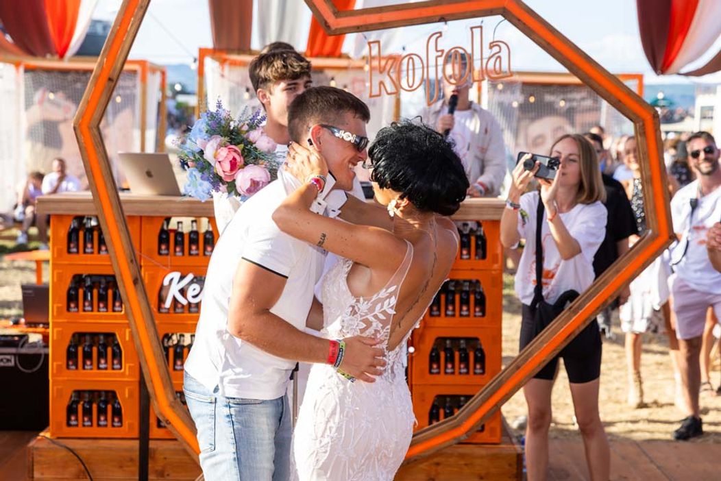 Jovinečko a Bianka pred oltárom