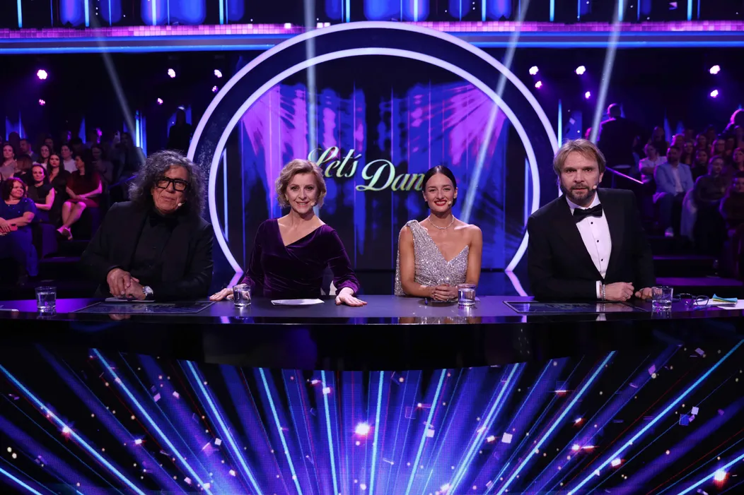 Richard Genzer, Tatiana Drexler, Laura Arcolinová a Ján Ďurovčík v šou Let's Dance