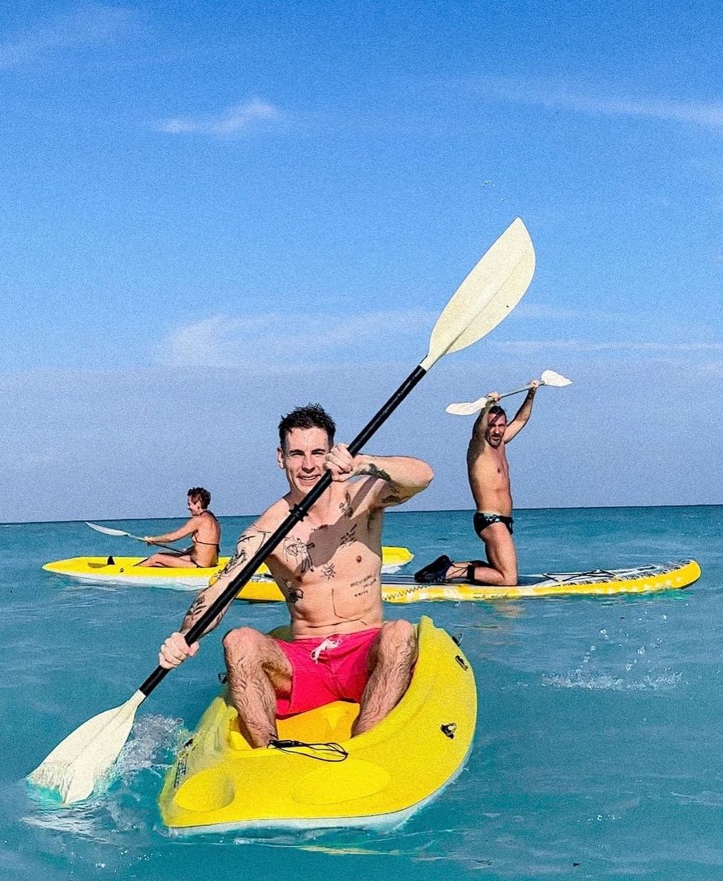 Explo nedávno dovolenkoval s rodinou.