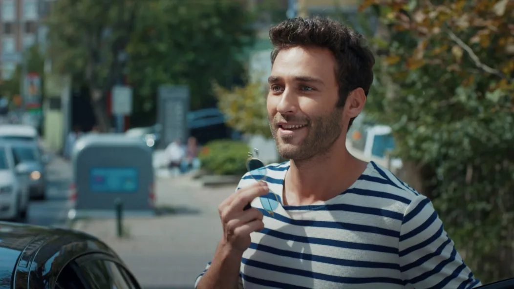 Seçkin Özdemir v seriáli V hre je láska