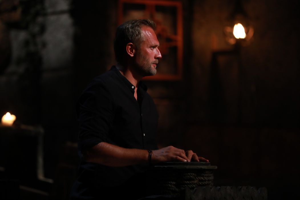 Survivor po desiatej kmeňovej rade a dueli s Andreou opustila Pavlína.