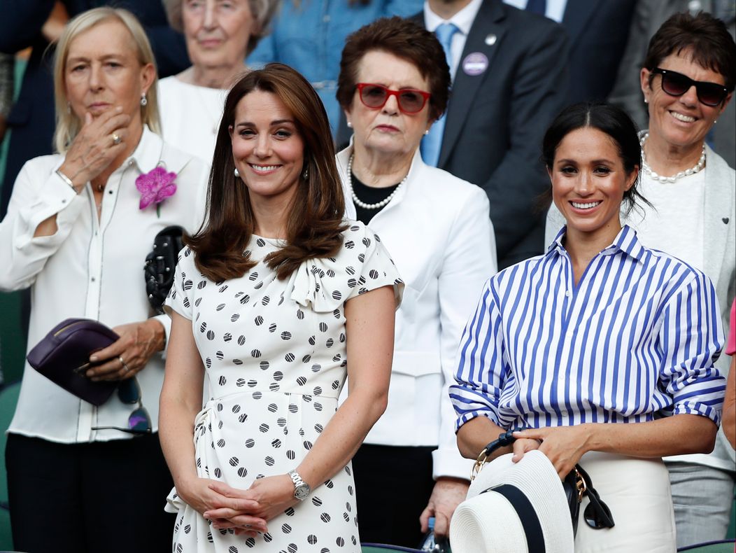 Kate Middleton (36) a Meghan Markle (36) na ženskom finále Wimbledonu.