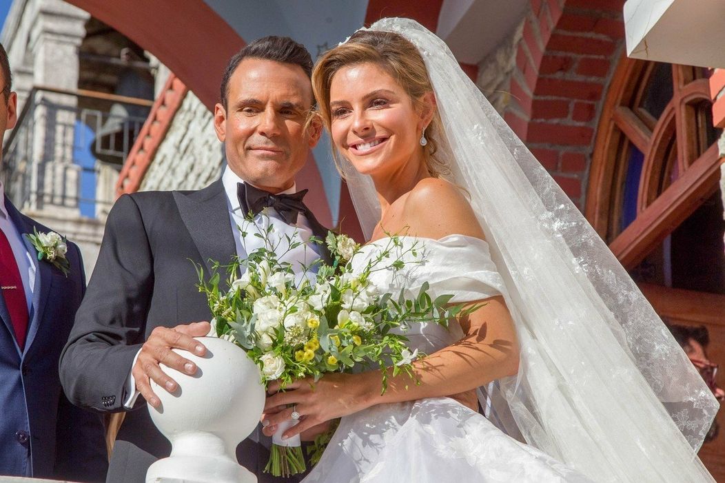Maria Menounos sa vydala