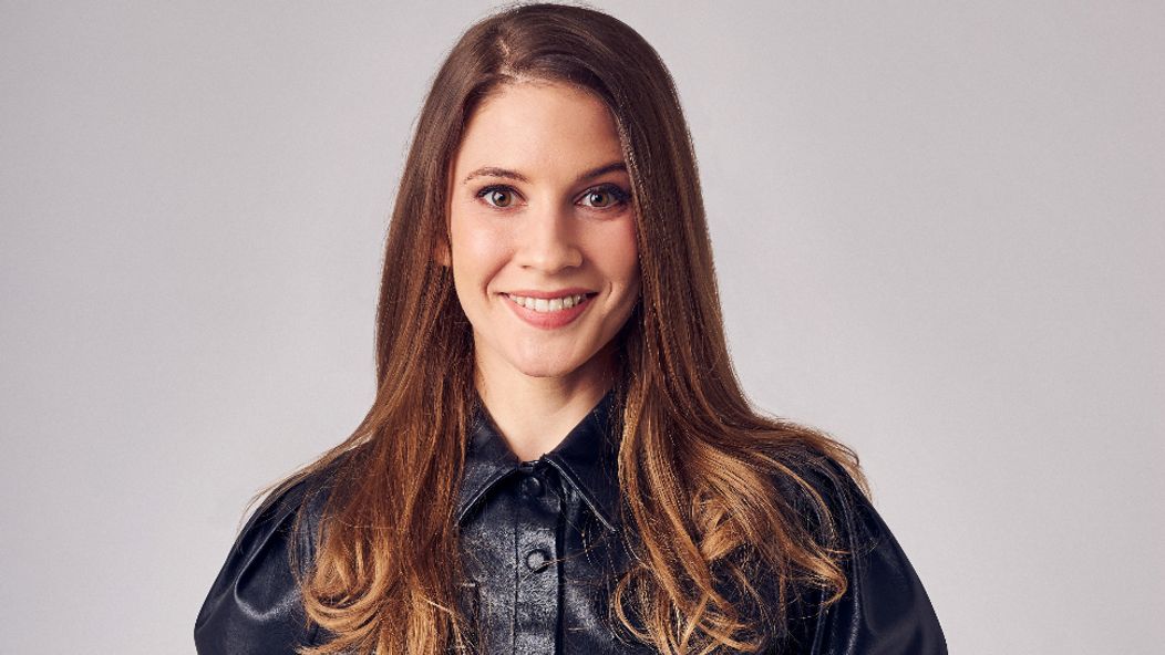 Ema (Jana Kovalcíková)