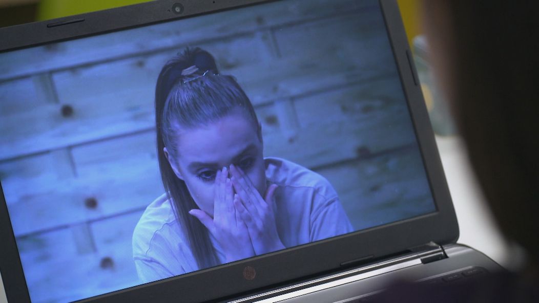 Sisa a Ema akoby sa vymenili.