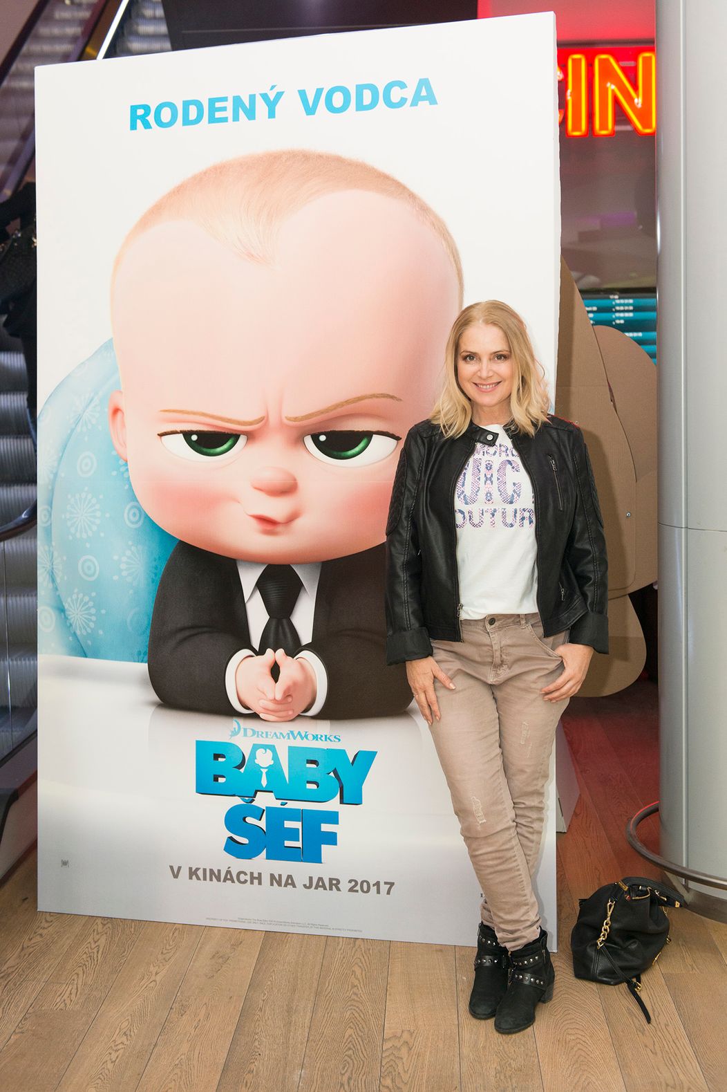 Herečka Zuzka Vačková, Baby šéf premiéra