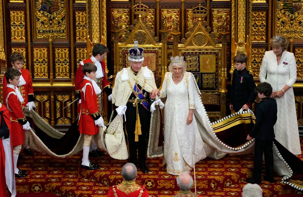 Kráľ Karol III. prejavom prvýkrát otvoril zasadnutie parlamentu