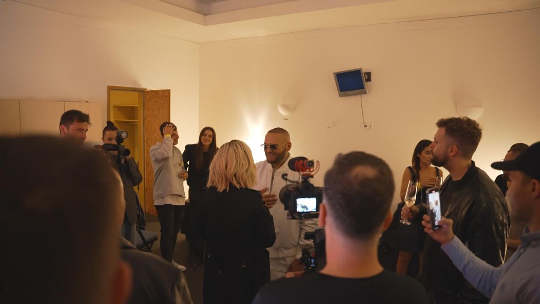 Zákulisné zábery z koncertu Rytmusa, Dara mu vzdala úctu