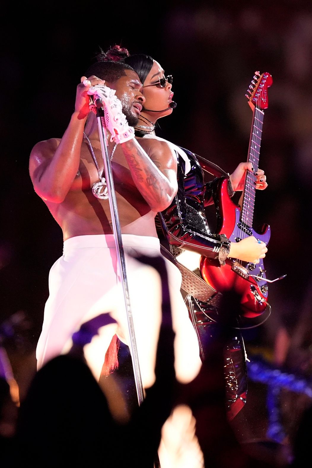 Usher ovládol Halftime Show