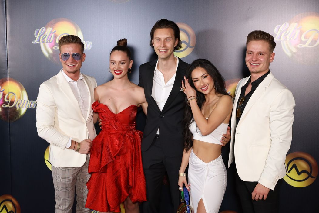 Daniel, Gabriela, Pítr, Mishala, Samuel