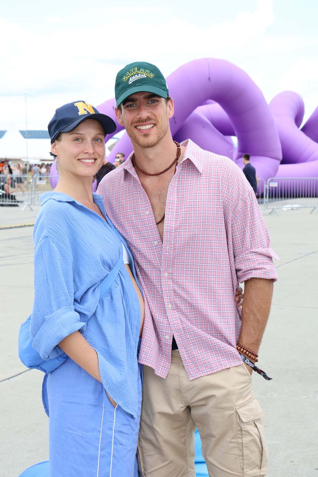 Adam Bardy s manželkou Bibi na festivale Grape