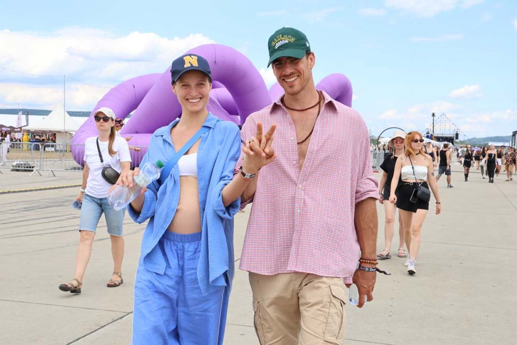 Adam Bardy s manželkou Bibi na festivale Grape