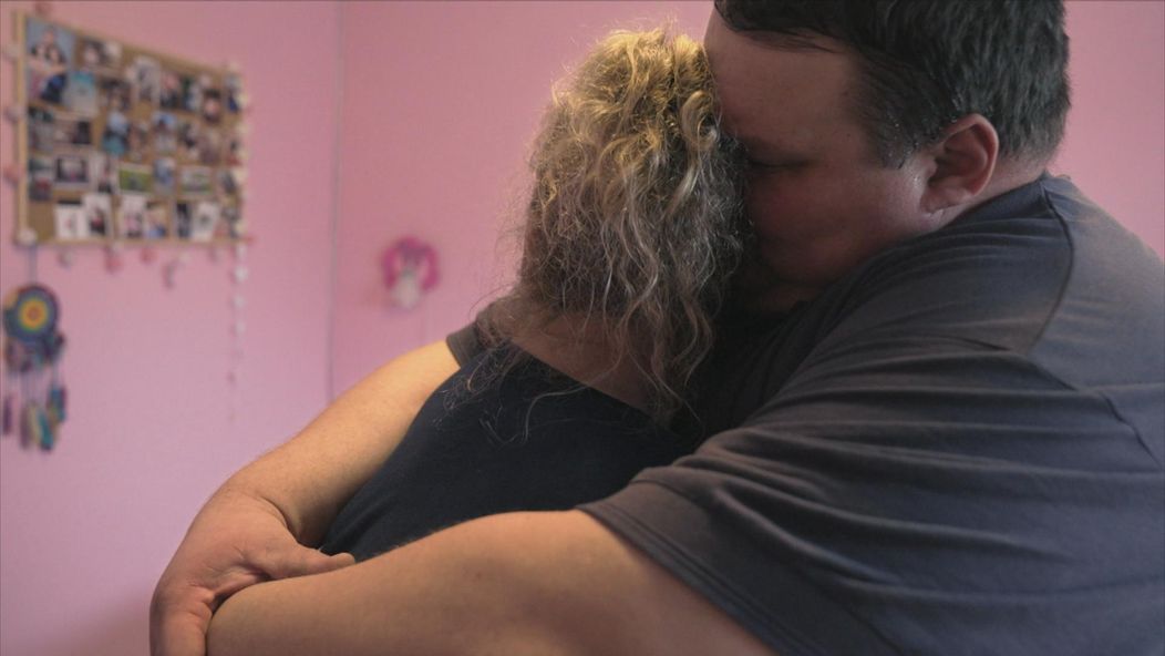 Andrejova manželka Katka už nevládze. Obezita im ničí život.