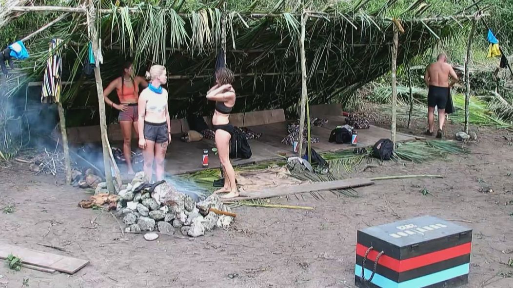 Na ostrove je od začiatku veselo.