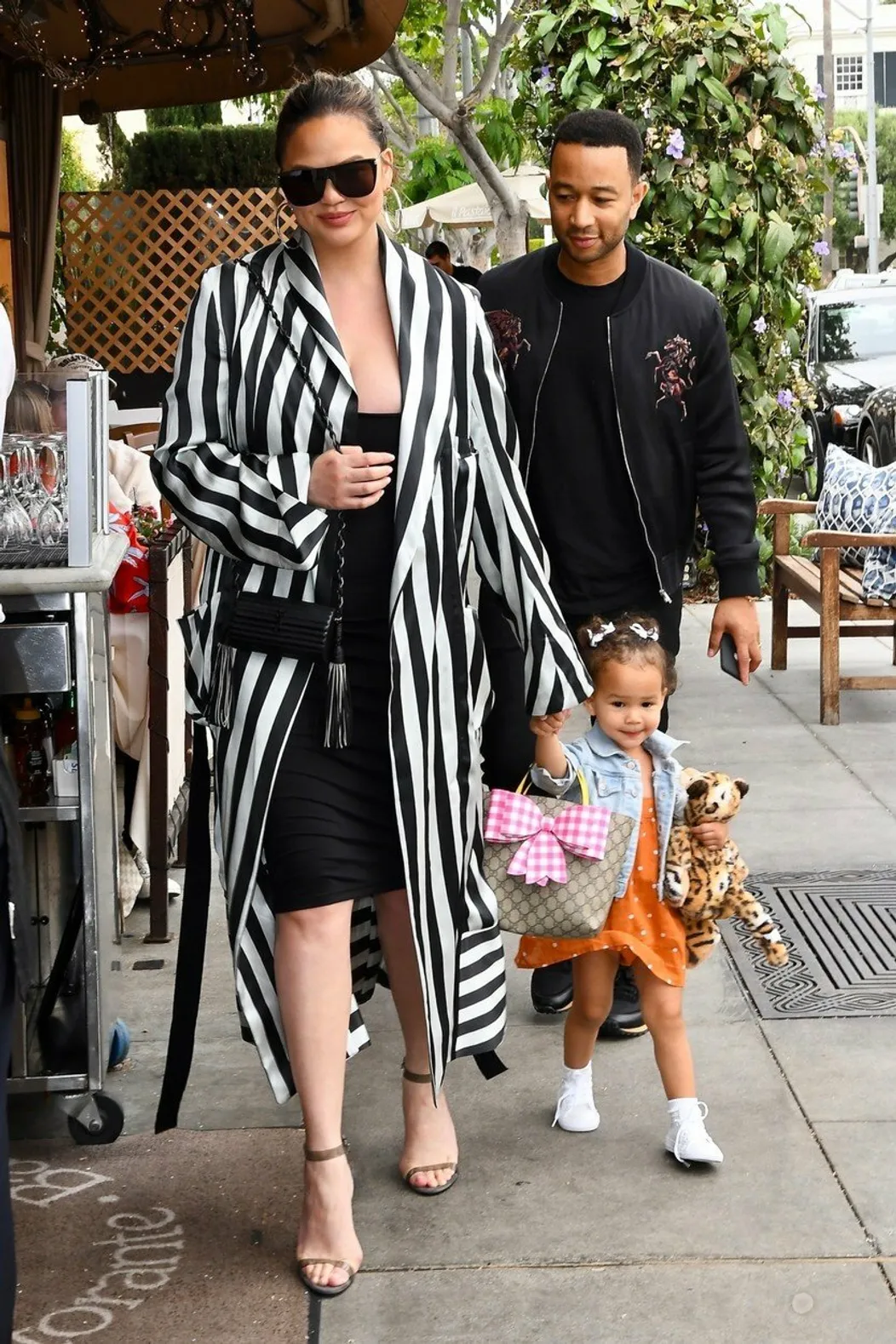 Chrissy Teigen  s rodinou. 