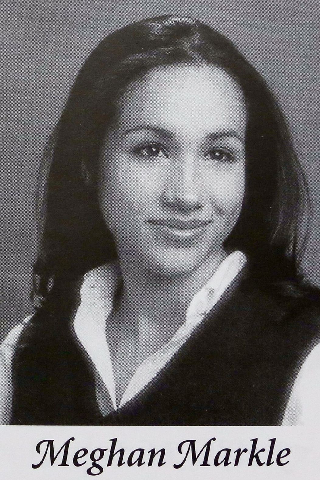 Meghan Markle na fotke z maturitného tabla