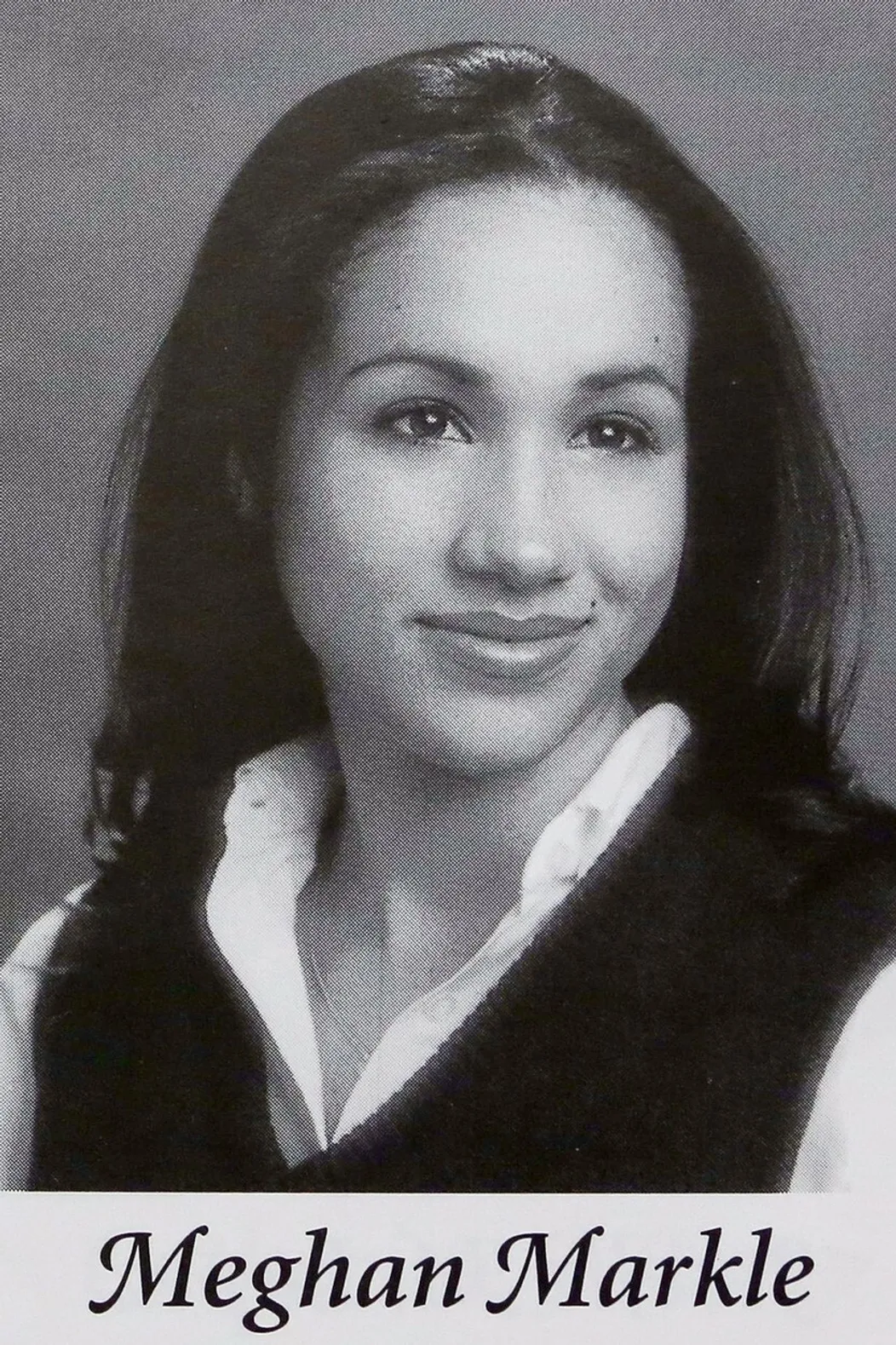 Meghan Markle na fotke z maturitného tabla