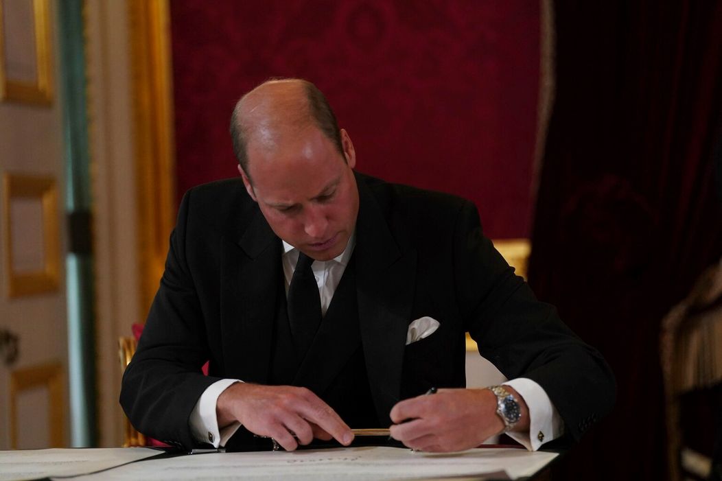 Prísahu podpísal aj princ William