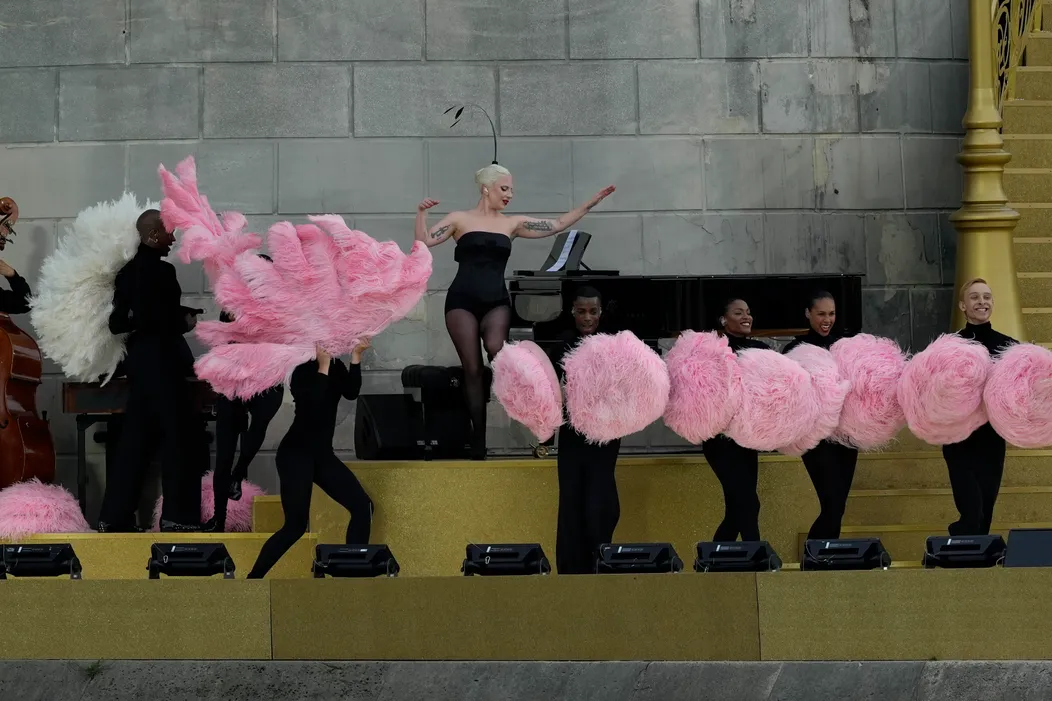 Lady Gaga na otváracom ceremoniáli na letných olympských hrách v Paríži
