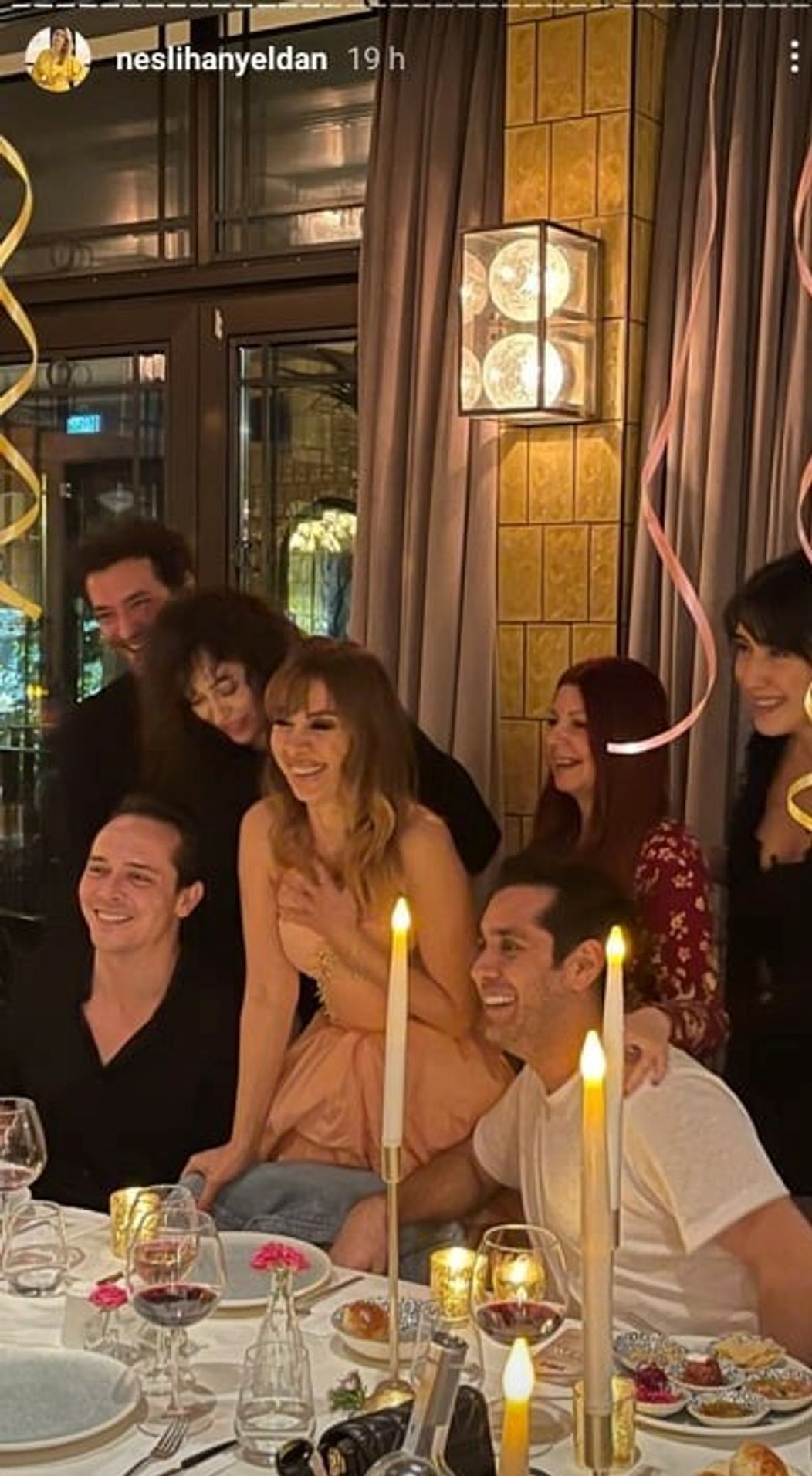 Narodeninová oslava herečky Neslihan Yeldan