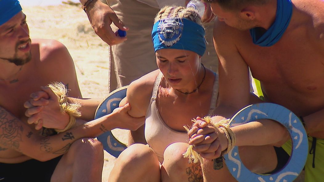 Prvú pomoc podával Žanete aj moderátor Ondřej Novotný.