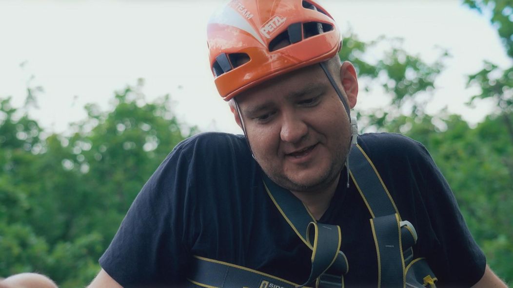 Michala čakalo na ceste za premenou mnoho výziev. Na jej konci došiel do úspešného cieľa.