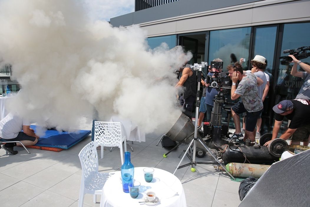 Explózia na nakrúcaní Rexa