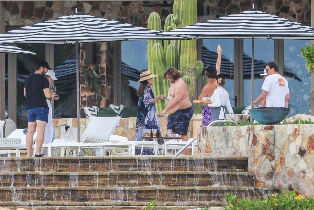 Christopher Schwarzenegger na dovolenke v Mexiku