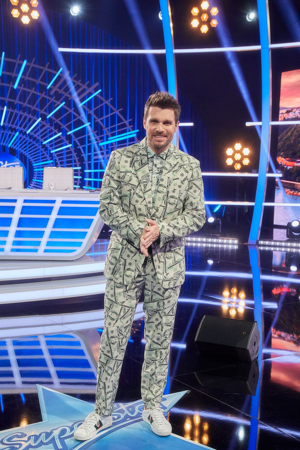 Leoš Mareš a jeho outfity v SuperStar