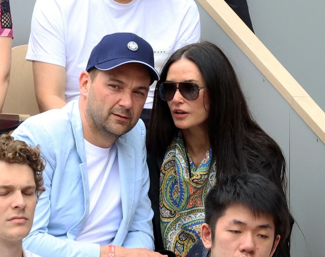 Demi Moore s novým priateľom na Roland Garros