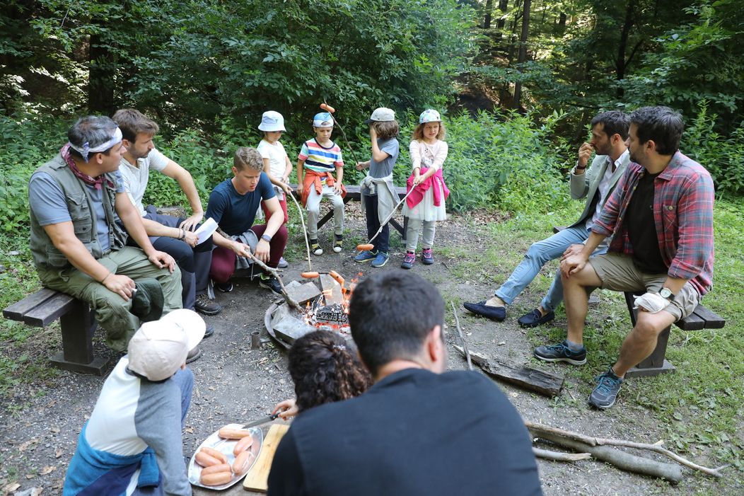 Oteckovia s deťmi strávili víkend na Tomášovej chate.