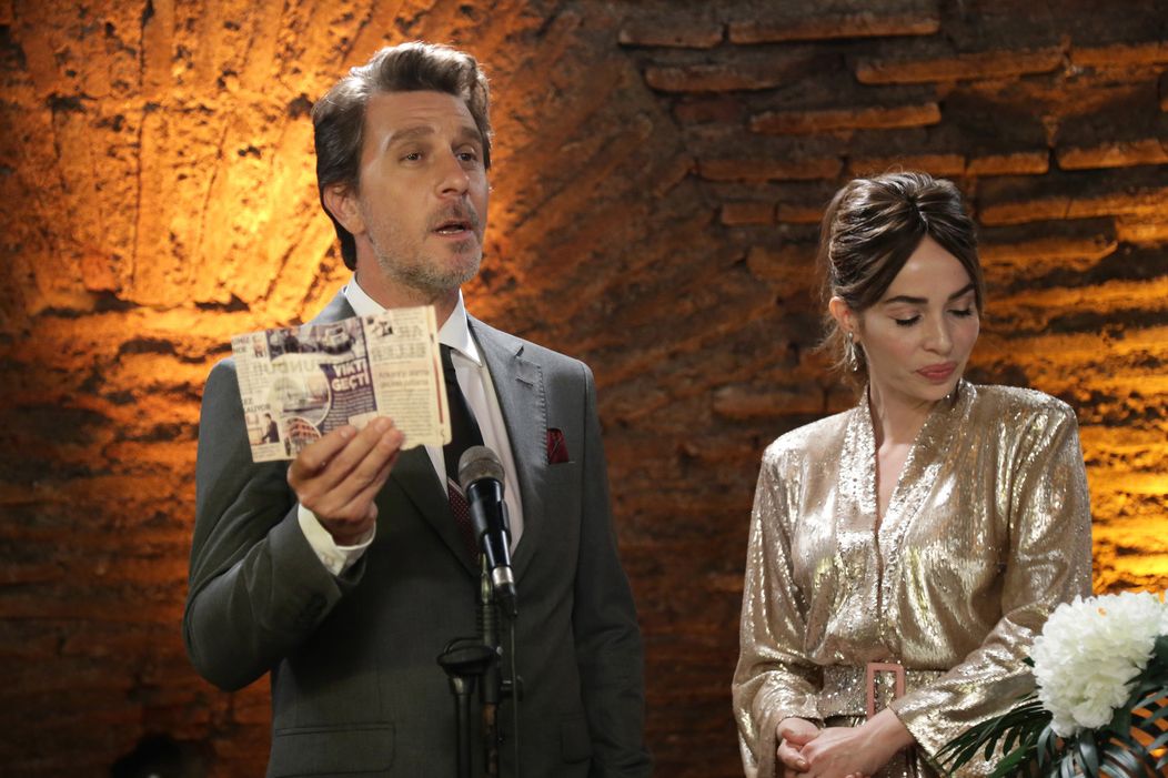 Nová postava zamieša kartami